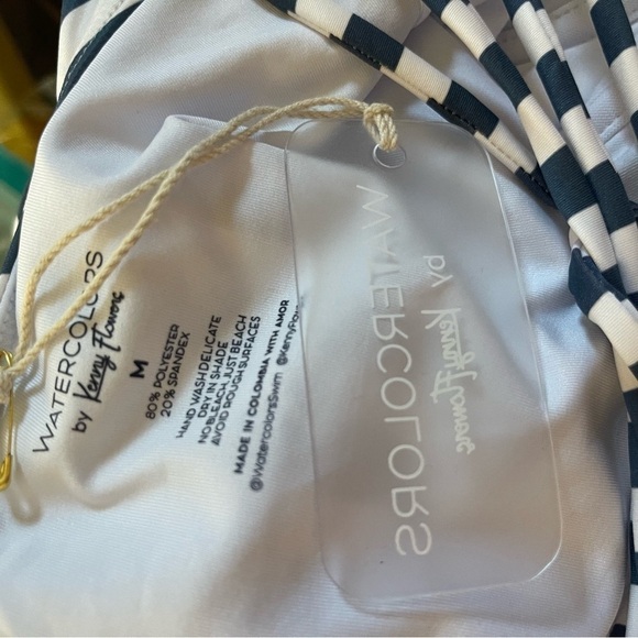 Kenny Flowers The Hamptons Blue Stripe Underwire One Piece Swimsuit Women's NWOT - Picture 8 of 11